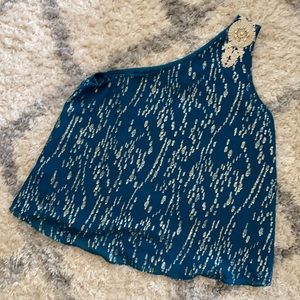 NWOT Lilly Pulitzer Sienna One Shoulder Top